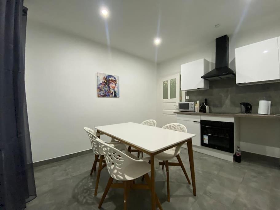 Le Confort D'Un Appartement Schiltigheim Esterno foto